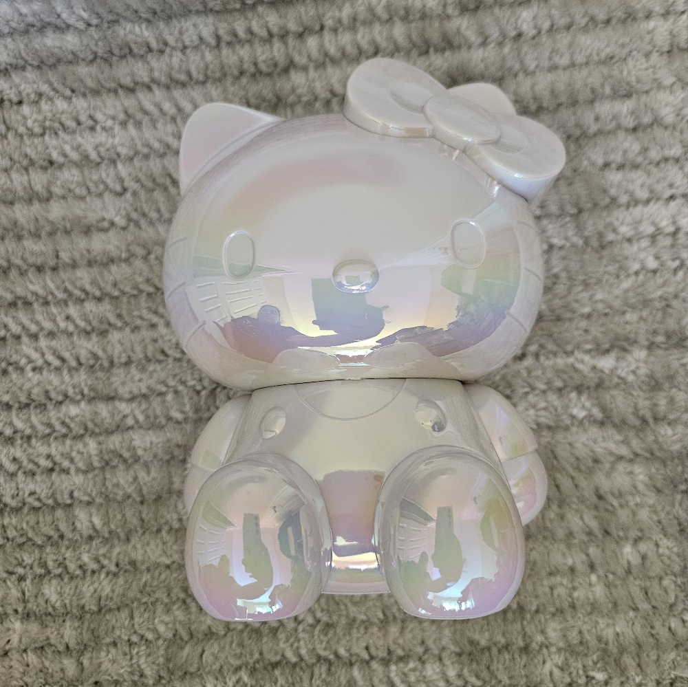 Hello Kitty limited edition 2020 iridescent makeup brush holder